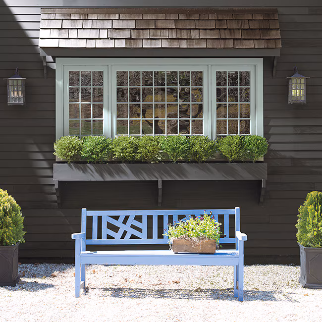 black-home-exterior-paint-650x650