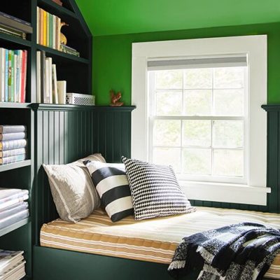 tropical-seaweed-green-teen-bedroom-carousel